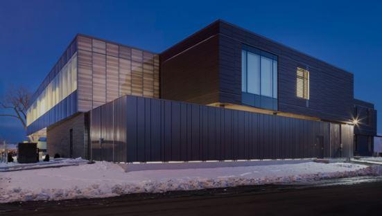 Surface Design in the Digital Age – Expanding Possibilities with Glass